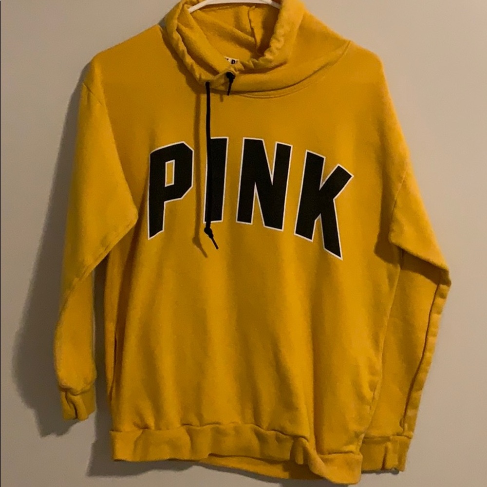 pink hoodie